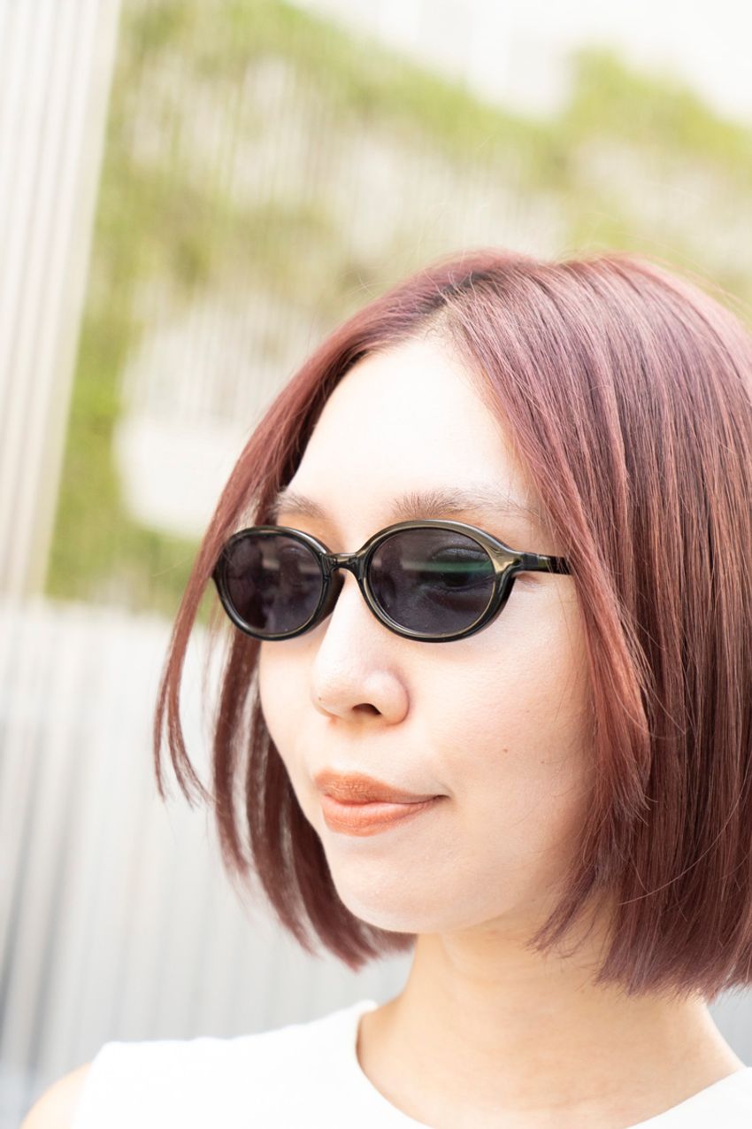 男女を問わない「ジンズ」の人気。特に“ダーク系”が洒落者たちの支持率抜群！街の実例をスナップで - 5枚目の画像