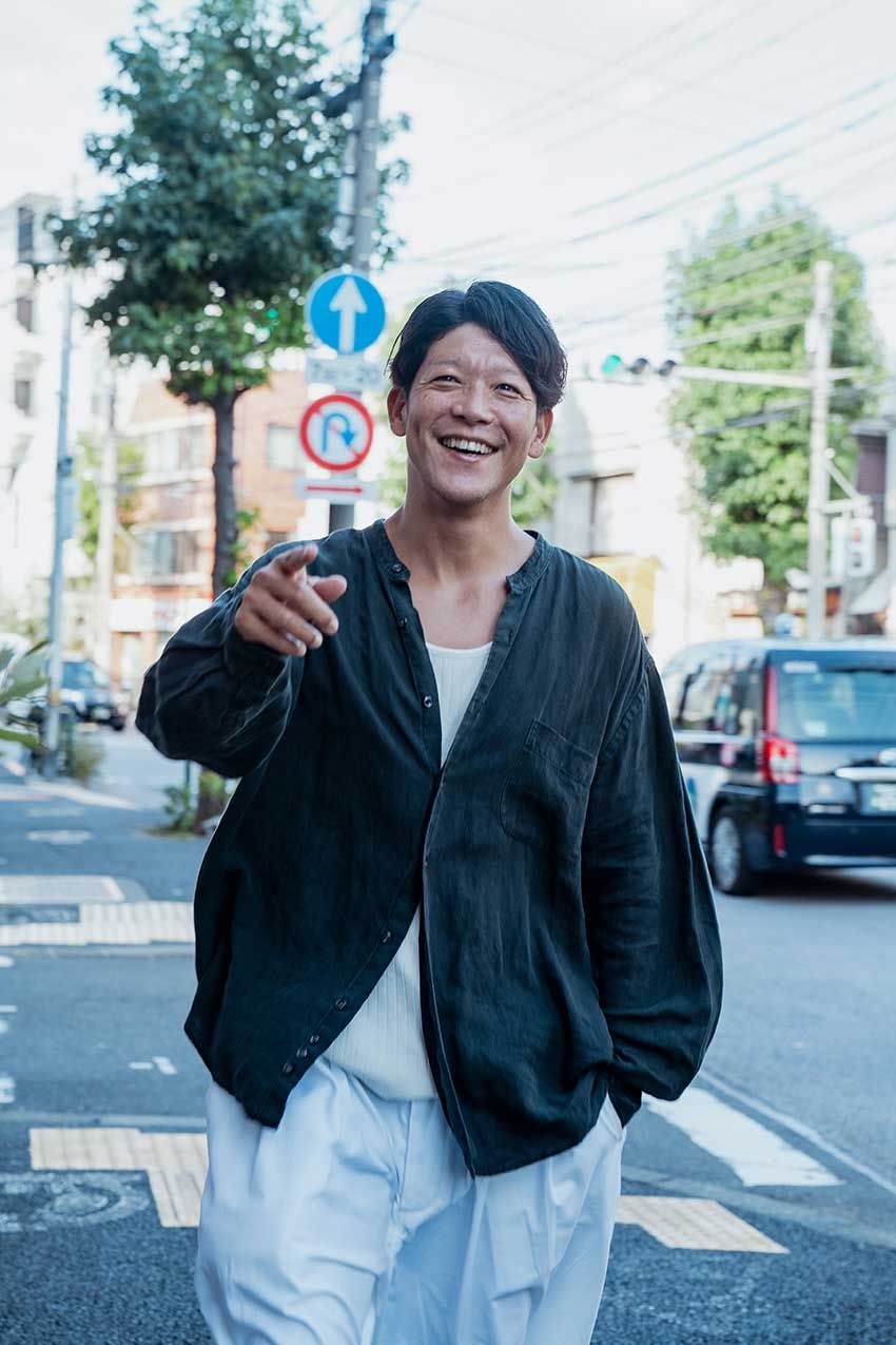 「基本、デニムは穿かん」俳優・駿河太郎さんを突撃パパラッチ！カルチャー香るコーデを徹底分解 - 15枚目の画像