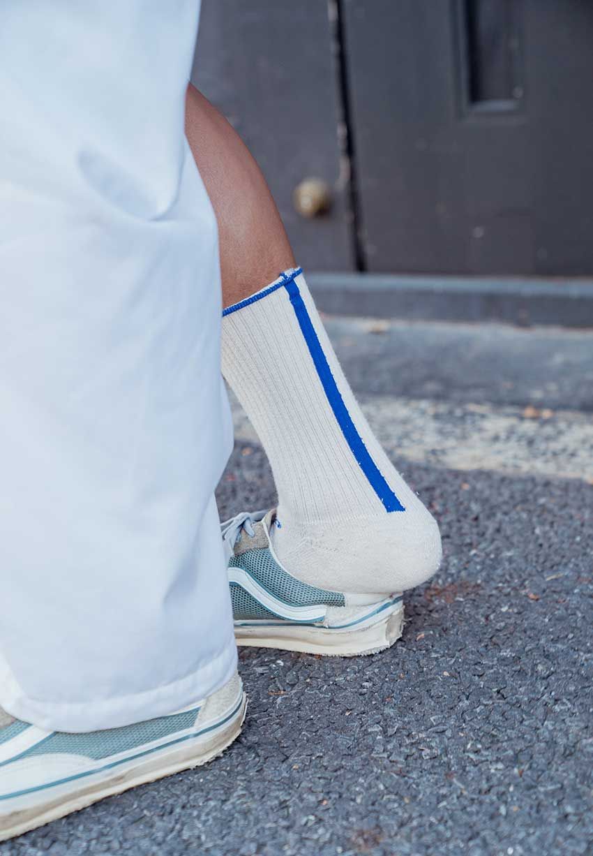 「基本、デニムは穿かん」俳優・駿河太郎さんを突撃パパラッチ！カルチャー香るコーデを徹底分解 - 17枚目の画像