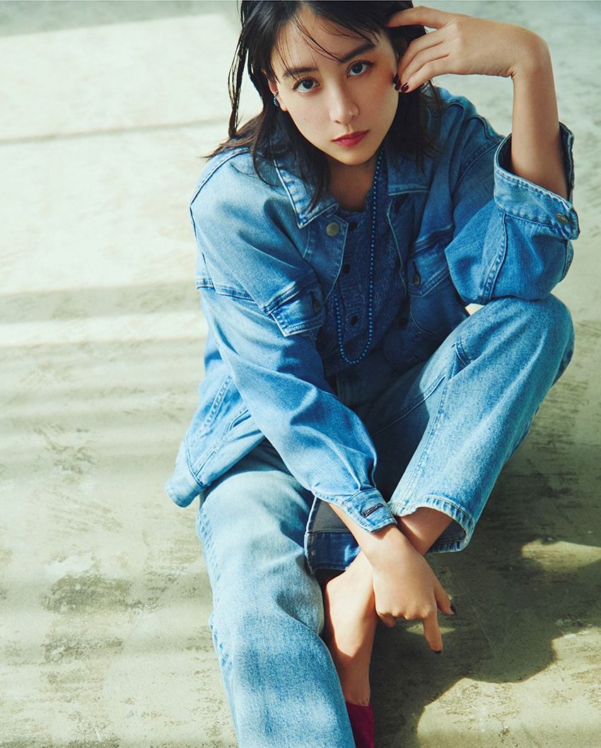 俳優・山本美月と、スタイリスト・小山田早織。ふたりが語り合う“長年のデニム愛” - 3枚目の画像