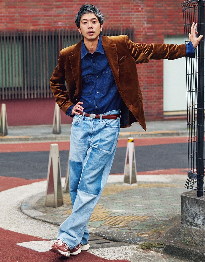 女性スタイリストが提案する「理想的デニムコーデ」。品格あるブラック、ドレスダウンetc. - 3枚目の画像