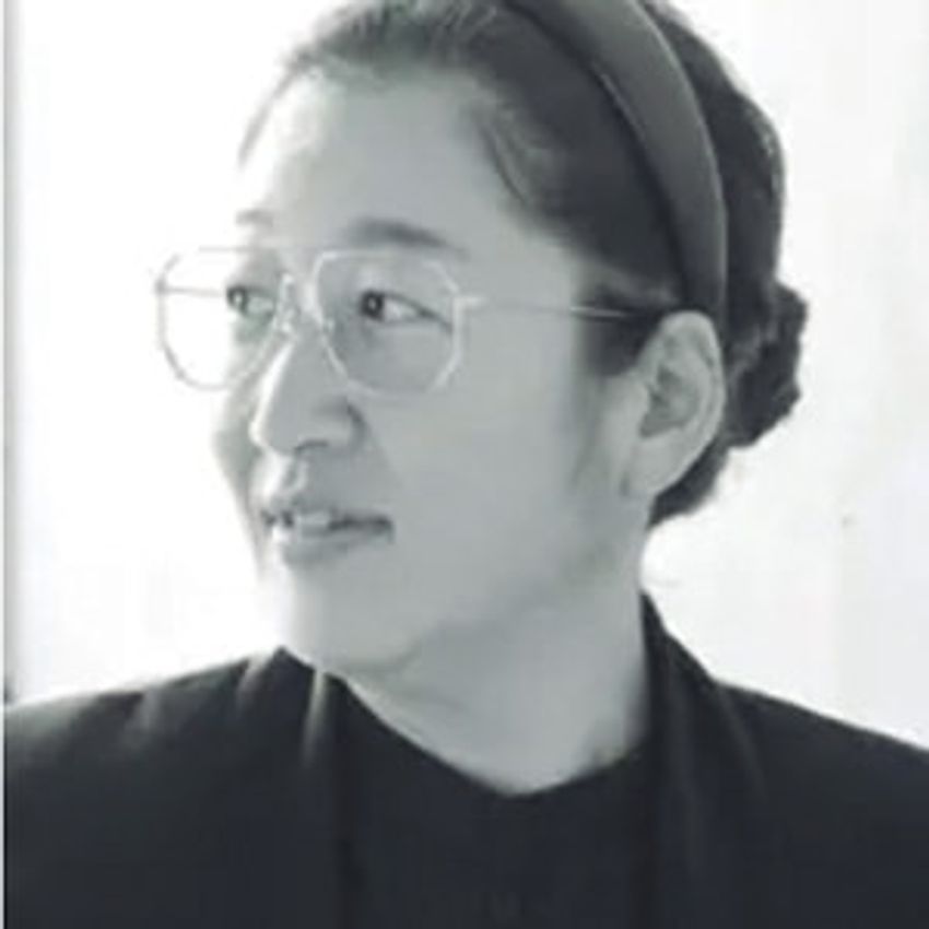 女性スタイリストが提案する「理想的デニムコーデ」。品格あるブラック、ドレスダウンetc. - 4枚目の画像