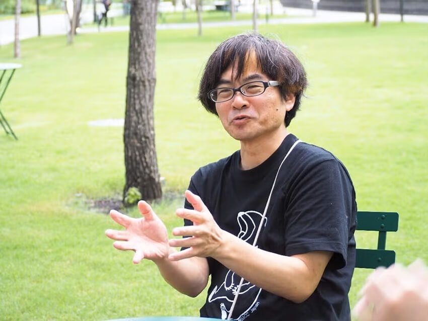 「展示物はすべて、生産者から来場者への問いかけです」ディレクター兼デザイナー 吉永幸善氏