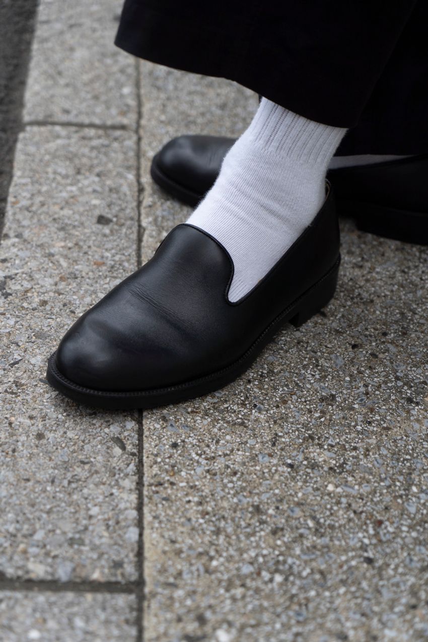 “黒い秋服”はユニクロで選べ！ロンT、パンツ……大人たちの実用例をここで - 8枚目の画像