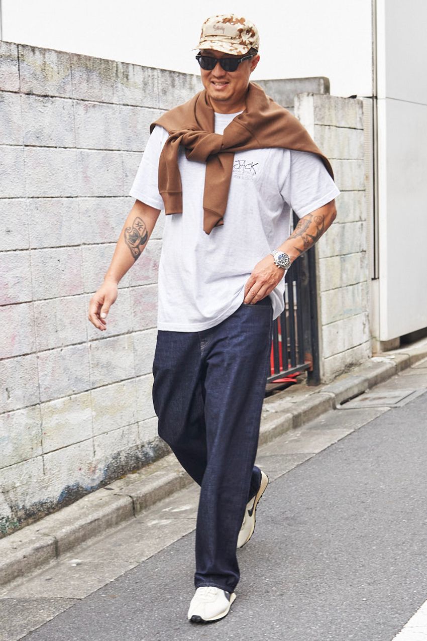 デニム＆スラックスを「ユニクロ」で選んだ3名の洒落者たち。ポイントは“ゆったりシルエット” - 3枚目の画像