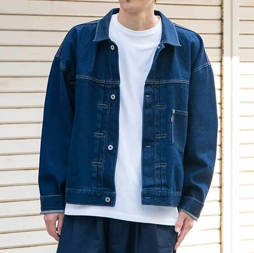 この秋はどう着る？「リーバイス」のデニムジャケットを取り入れた大人