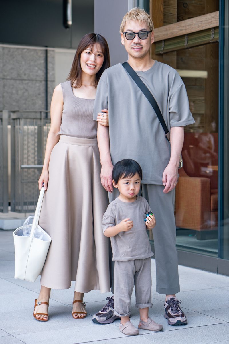 Tシャツ、パンツ=ともにグローバルワーク シューズ=ナイキ