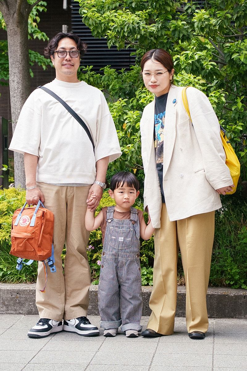 Tシャツ=マージナルマン パンツ=ロンハーマン スニーカー=ナイキ サングラス=アヤメ 腕時計=ブルガリ バッグ=不明