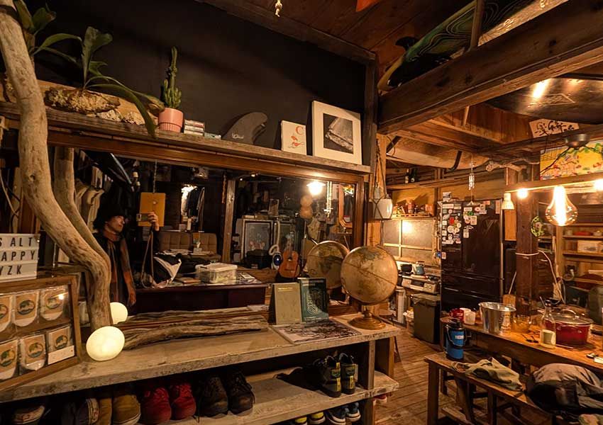 「限りなく0円生活で」車も家も“手製の塩”と物々交換。宮崎移住から15年、3児のシングルファザーの軌跡 - 6枚目の画像