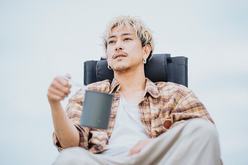 SNSで“リアルルフィ”と大反響。仮面ライダー俳優・佐野 岳さんをパパラッチ！キャンプコーデ＆愛用ギアも紹介 - 14枚目の画像