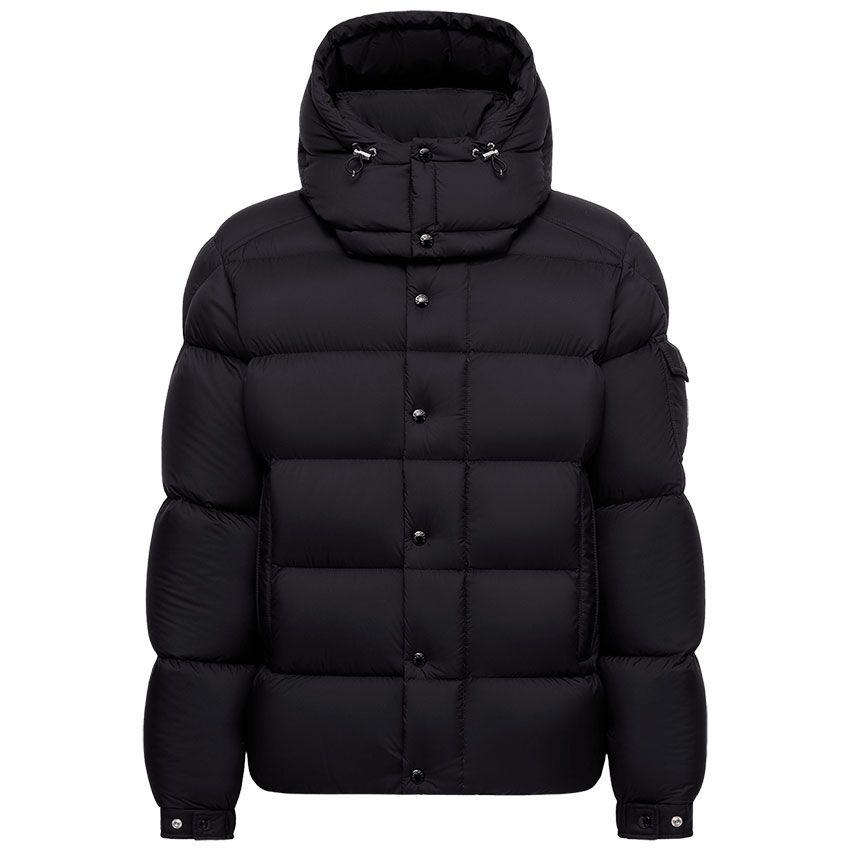 「MAYA_70」40万5900円／モンクレール ジャパン　0120-938-795