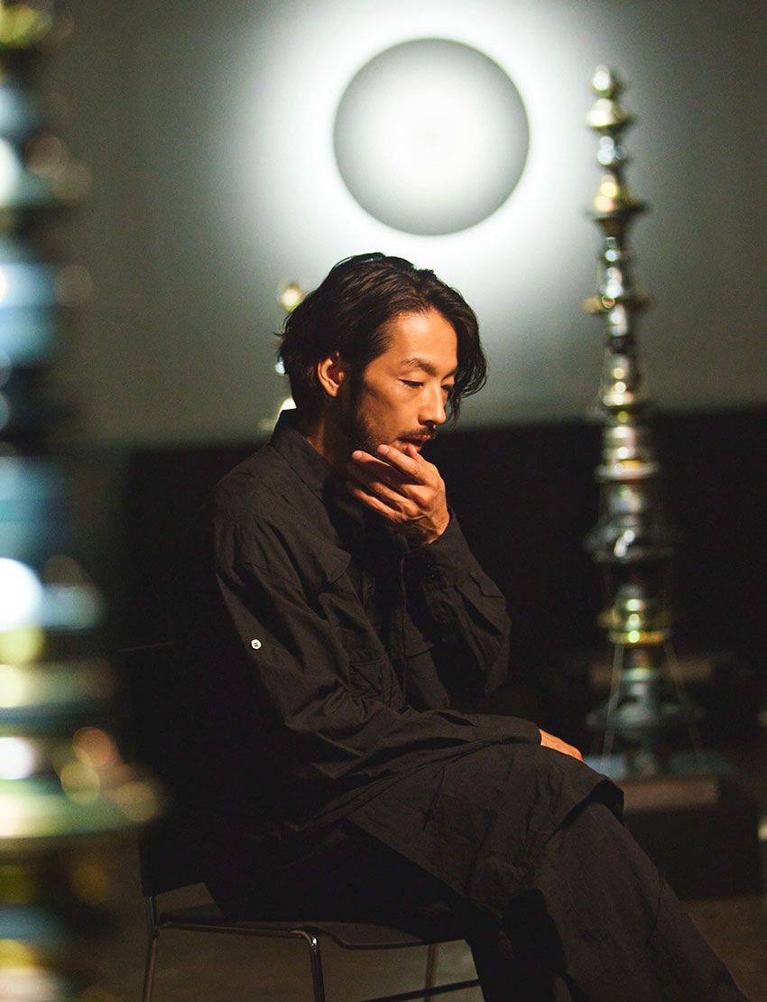 俳優・森山未來が語るアートとファッション観。「持ち物はミニマル、どんな格好でも踊れる身体でいたい」 - 16枚目の画像