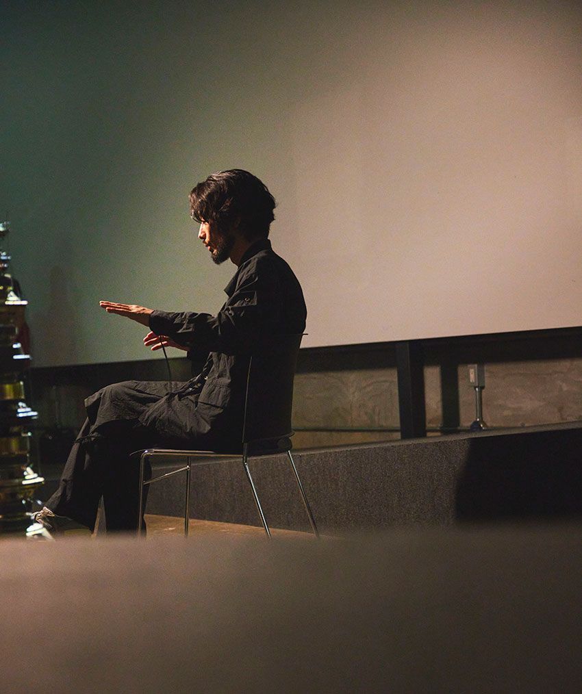 俳優・森山未來が語るアートとファッション観。「持ち物はミニマル、どんな格好でも踊れる身体でいたい」 - 17枚目の画像