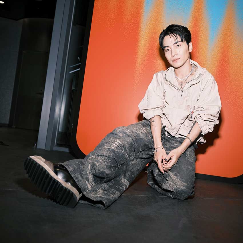 「今日は私服。絶対着ようと思ってた一着」SIRUPを緊急パパラッチ！in渋谷 World LIVE - 16枚目の画像