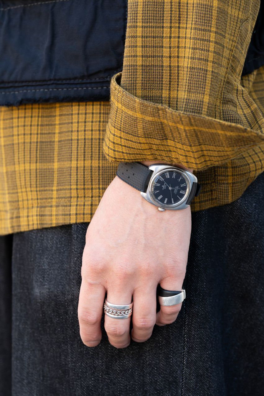 「シャツ+パンツ+スニーカー」カジュアルのド定番を着こなすコツは街の洒落者に学べ！ - 18枚目の画像