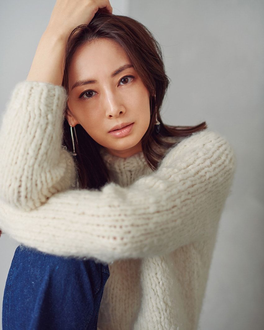 ロロ・ピアーナ、バブアーetc.北川景子が想う“ラグジュアリー“な装いと、その価値観 - 2枚目の画像