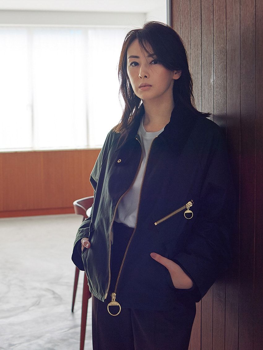 北川景子が語る“贅沢”の本質「自分らしさを貫く気概も尊い」。出演映画『ナイトフラワー』が公開 - 2枚目の画像