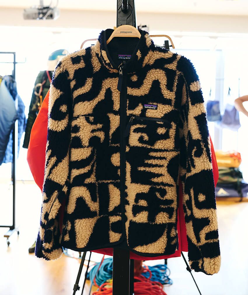 「ナチュラル・ブレンド・レトロ・カーディガン」5万600円／パタゴニア（パタゴニア日本支社 カスタマーサービス　0800-8887-447）