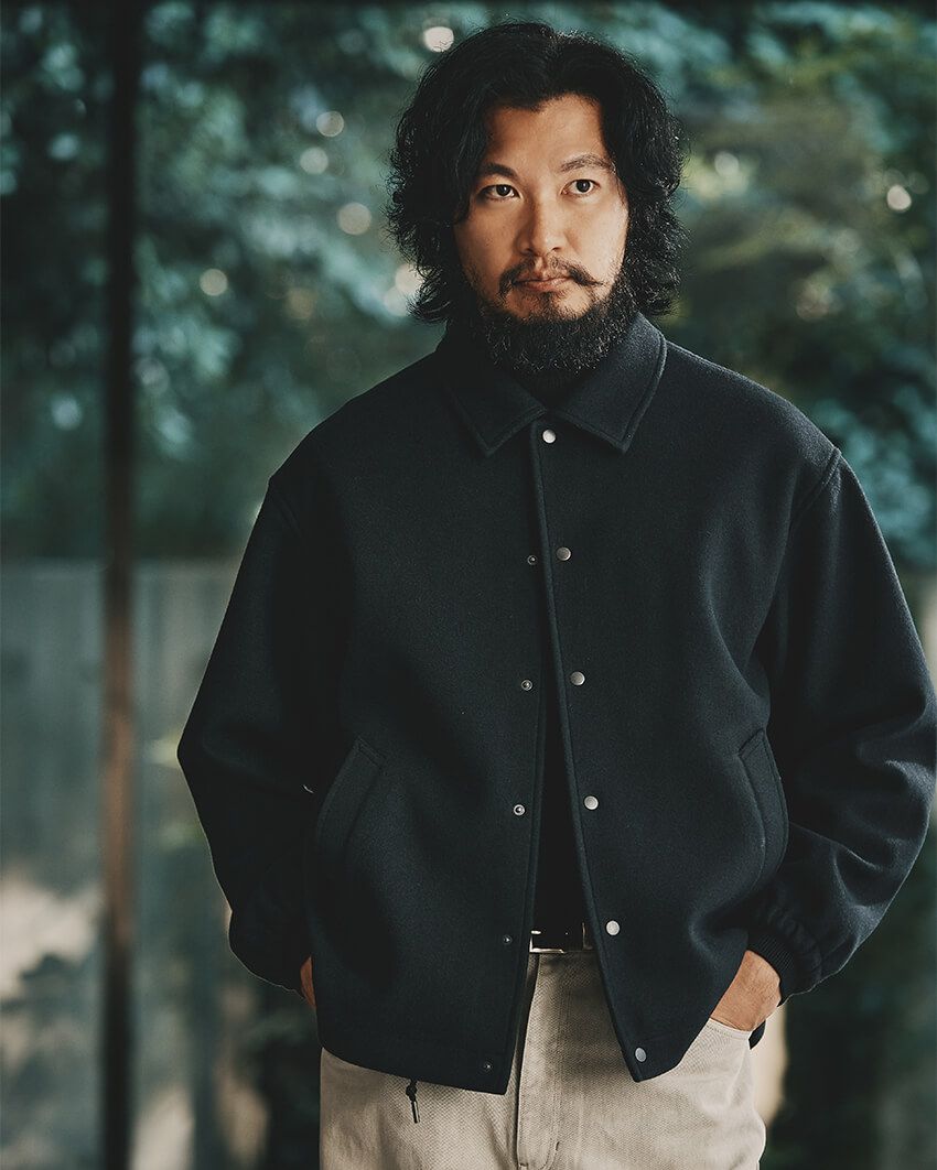 青木崇高（あおき・むねたか）●1980年、大阪府生まれ。NHK大河ドラマ、映画『ゴジラ1.0』、『るろうに剣心』シリーズなど、数多くの話題作に出演し続ける俳優。今年開催された大阪・関西万博では、スペシャルサポーターに就任。アート作品を発表し話題となった。