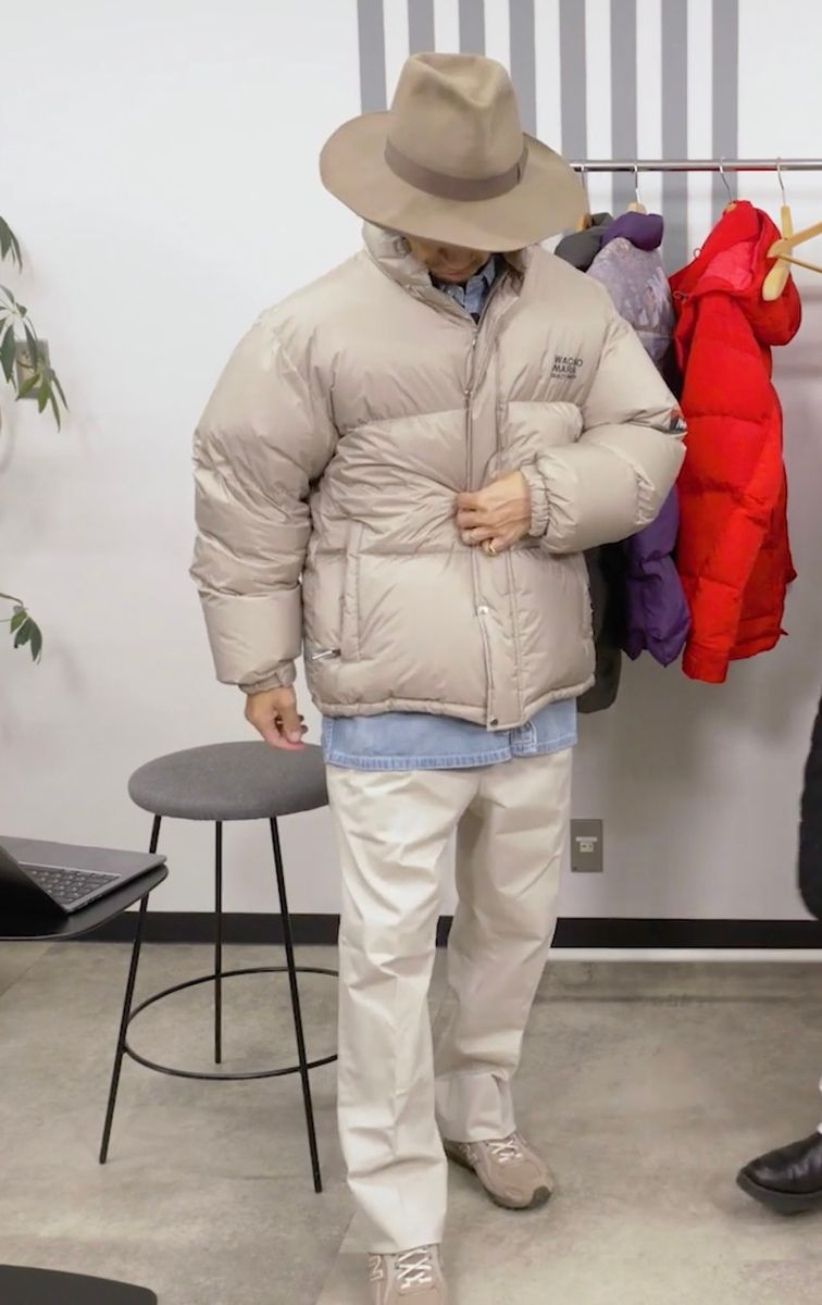 ハラ（178cm、60kg）は「ワコマリア × ナンガ」のLサイズを着用