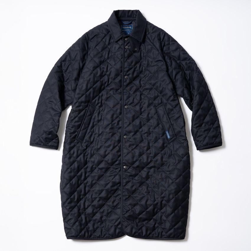 キルティングコート 11万円／ラベンハム × ザ ライブラリー（ザ ライブラリー 表参道店　03-3470-2151）