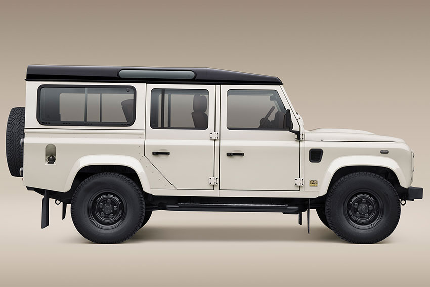 お値段なんと6400万円！ランドローバー「クラシック・ディフェンダー