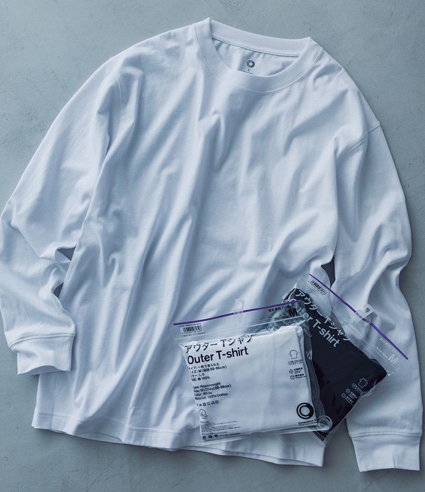 カットソー1998円、Tシャツ各1490円／コンビニエンスウェア（ともにファミリーマート