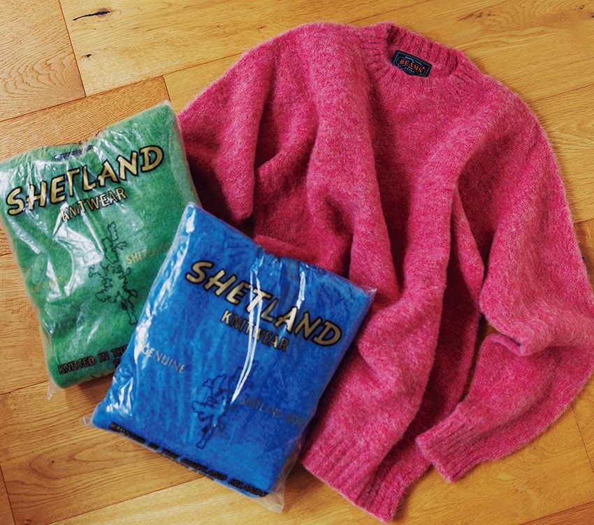 ニット各3万800円／ビームス プラス（ビームス プラス 原宿　03-3746-5851）