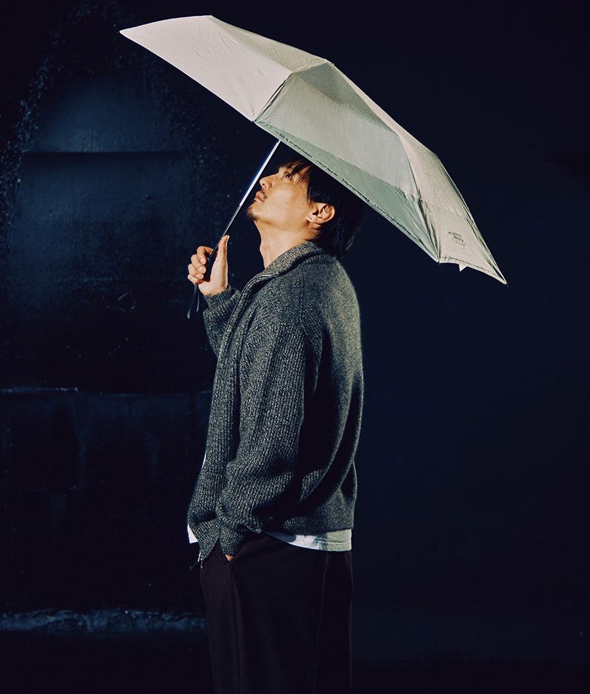 ロロ・ピアーナの防水スーツに、ゴアテックスのワラビーも！ 最新機能ウェア＆ギアを厳選 - 1枚目の画像