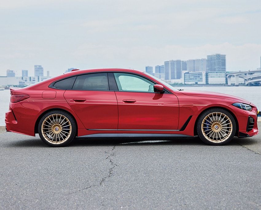 1710万円〜／ニコル・レーシング・ジャパン