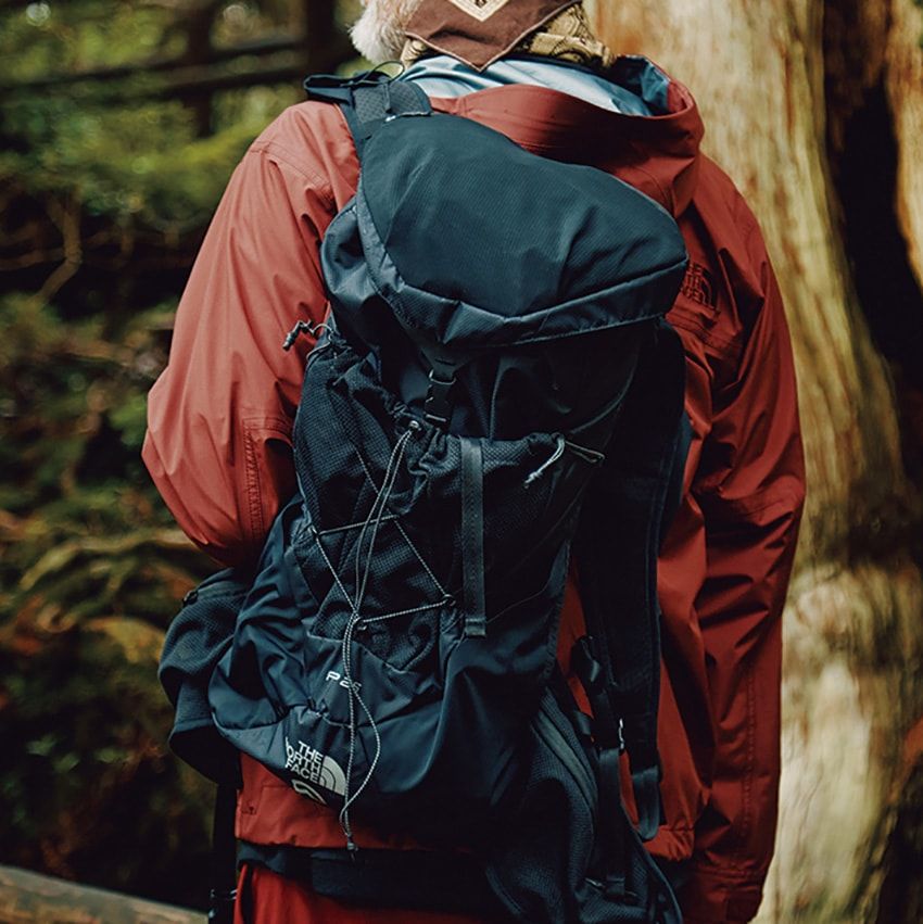 「ザ・ノース・フェイス」で秋色アウトドアコーデを満喫！ “まんまハイテク”に見えない絶妙色 - 4枚目の画像