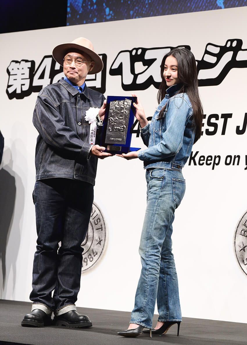 Snow Man目黒 蓮さんたち“ベストジーニスト”に聞いた！「今欲しいデニムはなんですか？」in授賞式 - 10枚目の画像