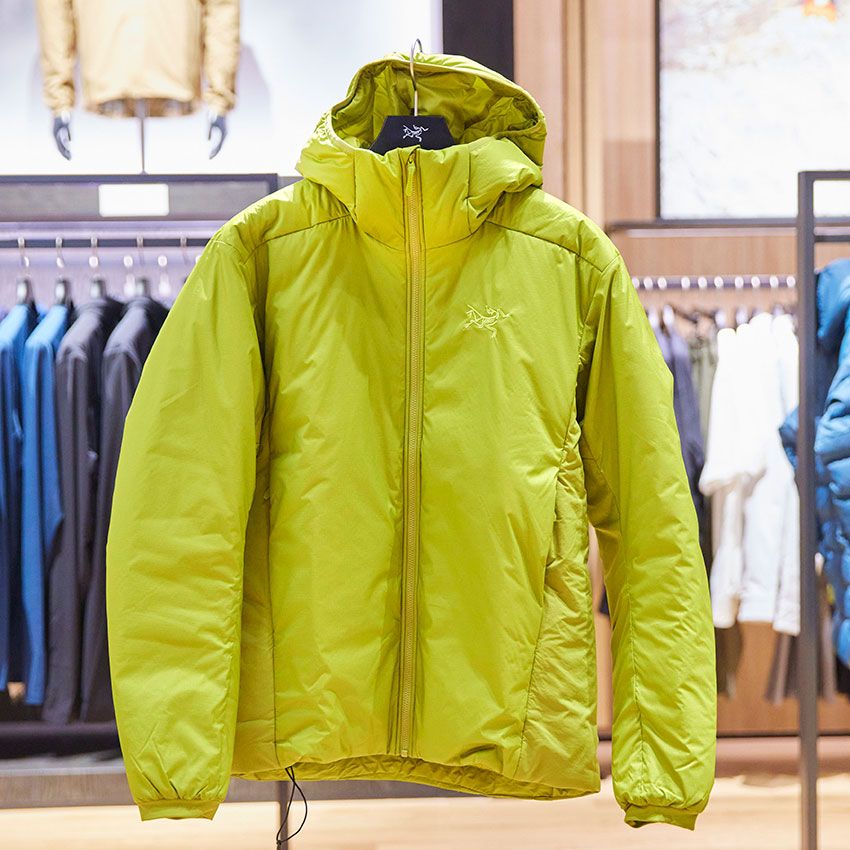 「アトム SV フーディ」5万9400円／アークテリクス ゲストサービスセンター　https://arcteryx.jp