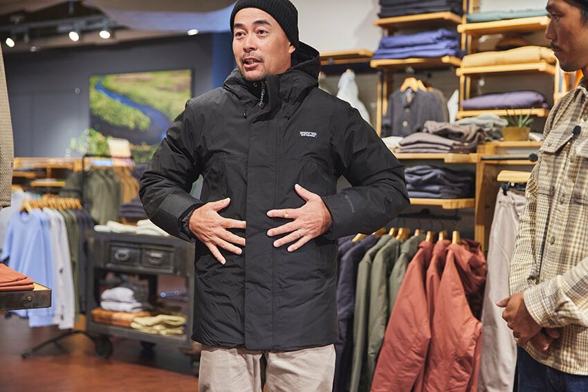 中村さん「172cm、70kgの僕がいま着用しているのがSサイズ。ゆったり着たければMサイズでもいいと思います」。