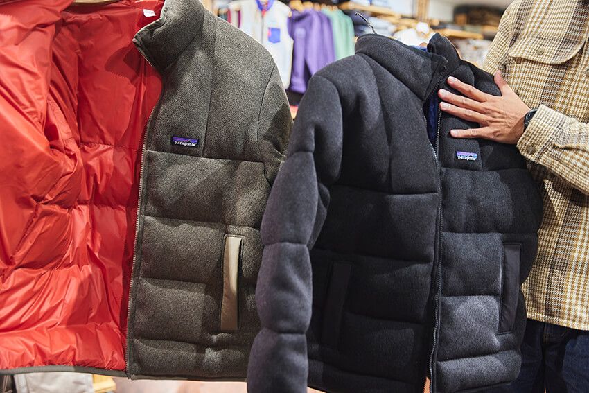 ニットフリース面はリサイクルポリエステル100％、リップストップ面はリサイクルナイロン100％、中綿は700フィルパワー・リサイクルダウン100％ ※を採用。※ダウン製品から再生されたダックダウンとグースダウンおよび水鳥フェザーをブレンド