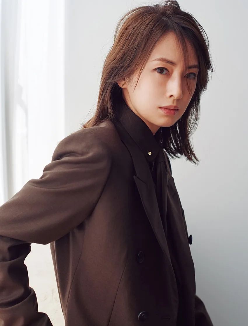 北川景子と長濱ねる、ふたりが感じる「私にとっての贅沢」。その答えは“共感“と“共有“にあった - 4枚目の画像