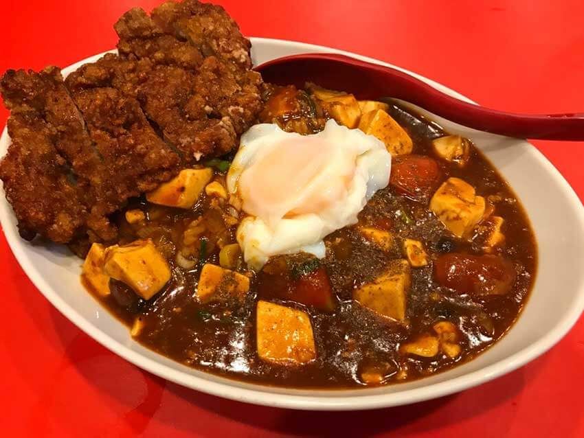 「麻婆カレー飯 排骨トッピング」1400円