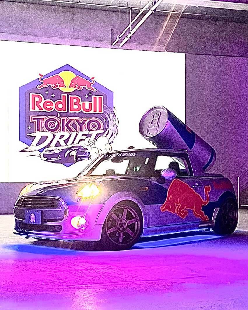 シャコタンのレッドブルミニです。弊社が手がけました。