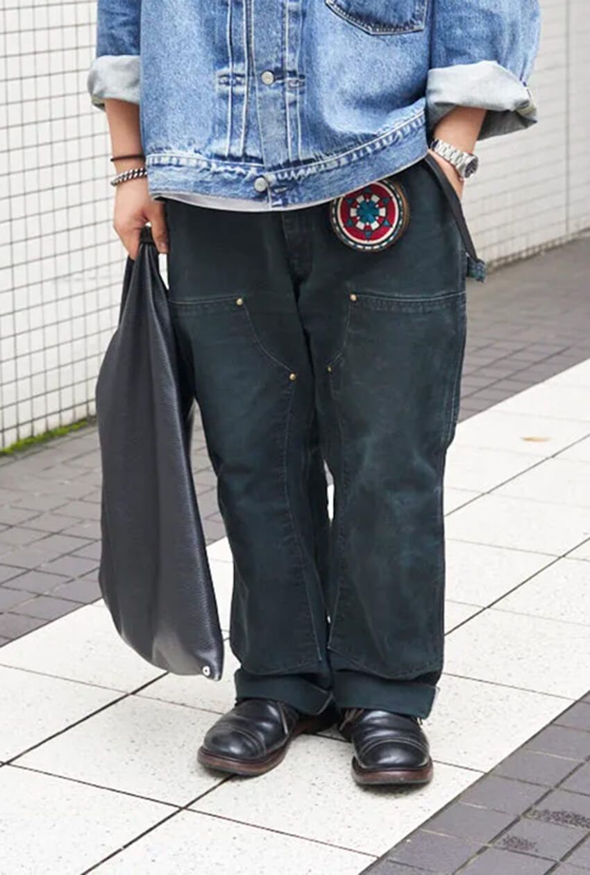 晩秋のカーハート族5名をパパラッチ！やっぱり人気はワークパンツ＆オーバーオールだった - 1枚目の画像