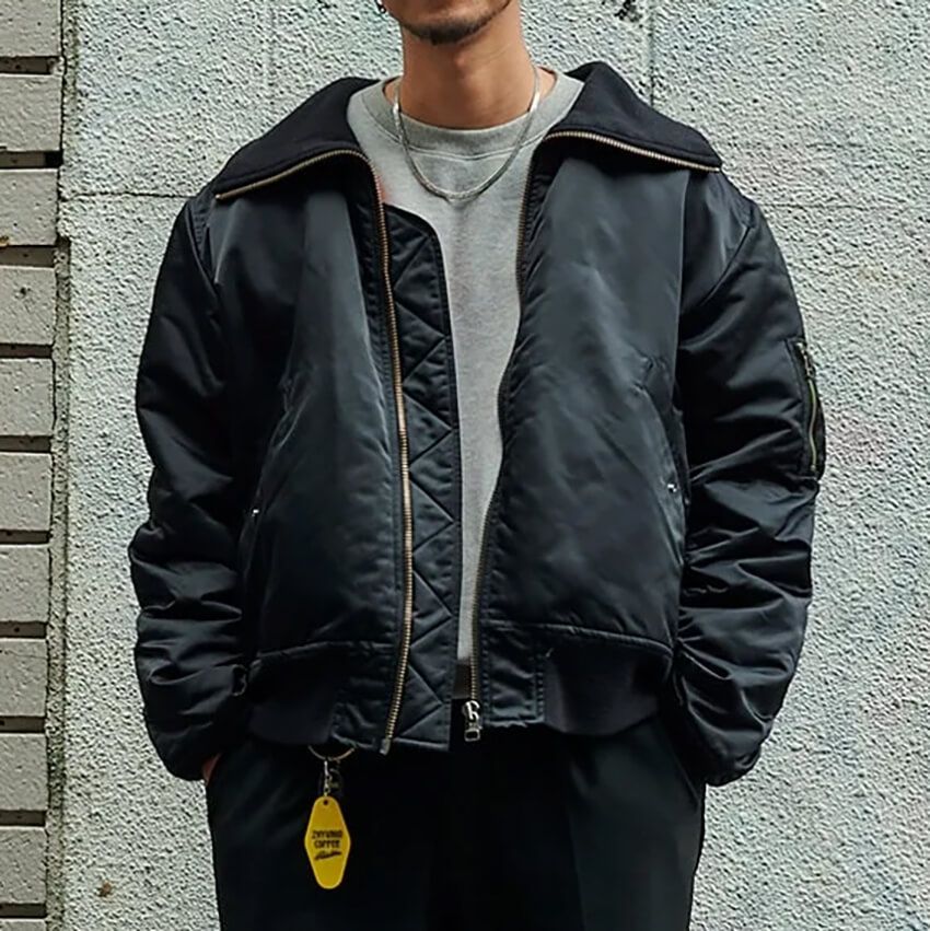 短丈アウターは「MA-1」と「スタジャン」が人気！今っぽさが薫る大人のアメカジスタイル集 - 1枚目の画像