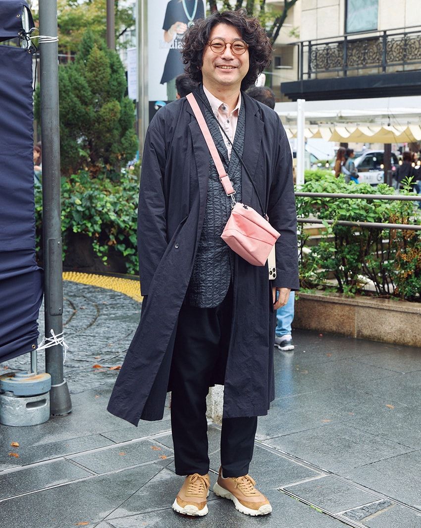 今年のロングコートは“軽快”なタイプが主流か!? 素材＆シルエットで個性が光る街角スナップ5人 - 7枚目の画像