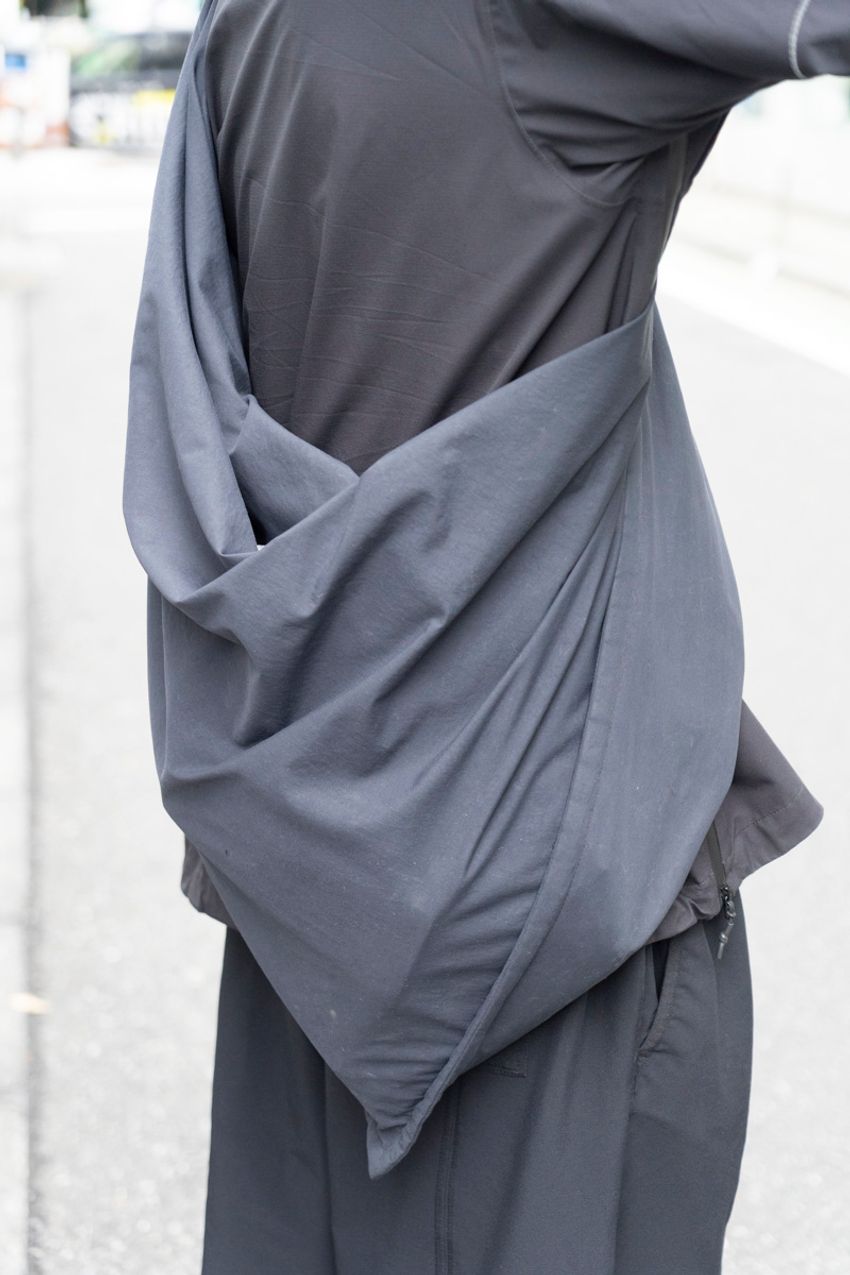 やっぱり頼れる“シェルジャケ”。その正解例を街のリアルスナップ5選からピックアップ！ - 3枚目の画像