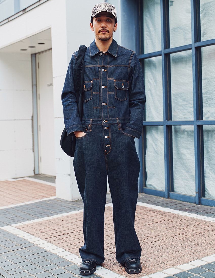 “コスプレ“にならないデニム・オン・デニム。そのスタイルヒントを、街角スナップから発掘！ - 14枚目の画像