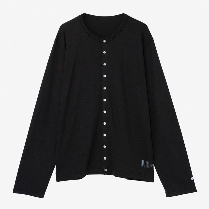 「HH × agnes b. LIFA Merino Cardigan Pressions」2万6400円／ヘリーハンセン 原宿店　03-6418-9669