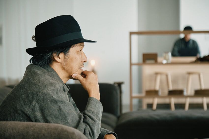 キセ・トクヒコ⚫︎1968年生まれ。高校卒業後、長野県松本技術専門校木工科を卒業。97年に唐津裕美さんとともに、オリジナル家具の制作、販売を手がけるTRUCKを設立。2009年大阪市旭区に移転。2025年より新レーベルS.T,N.E.を始動。