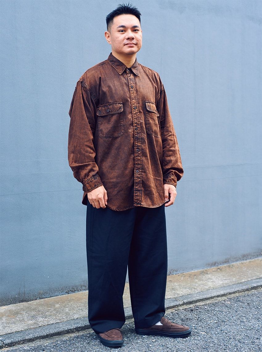 今季は圧倒的に「革靴」が高支持率！クラークス、ジョンロブetc.街角16人の足元スナップ - 23枚目の画像