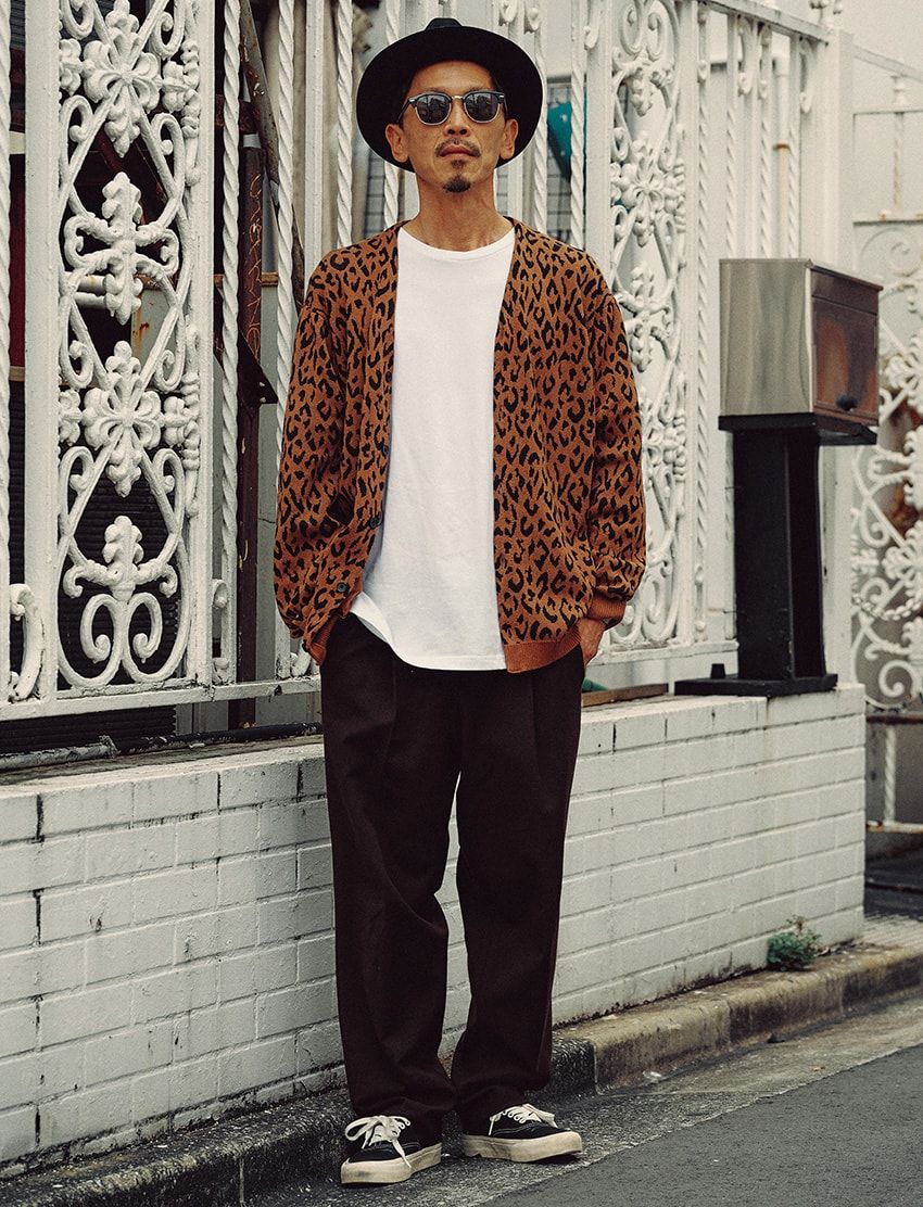 「無地」or「柄」？カーディガン選びの悩ましい選択。7名のスナップで見るそれぞれの着こなし - 1枚目の画像