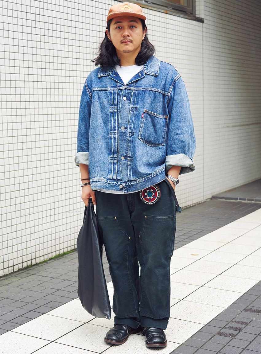 腕時計＝ロレックス　デニムジャケット＝リーバイス × ジャーナルスタンダード　パンツ＝カーハート