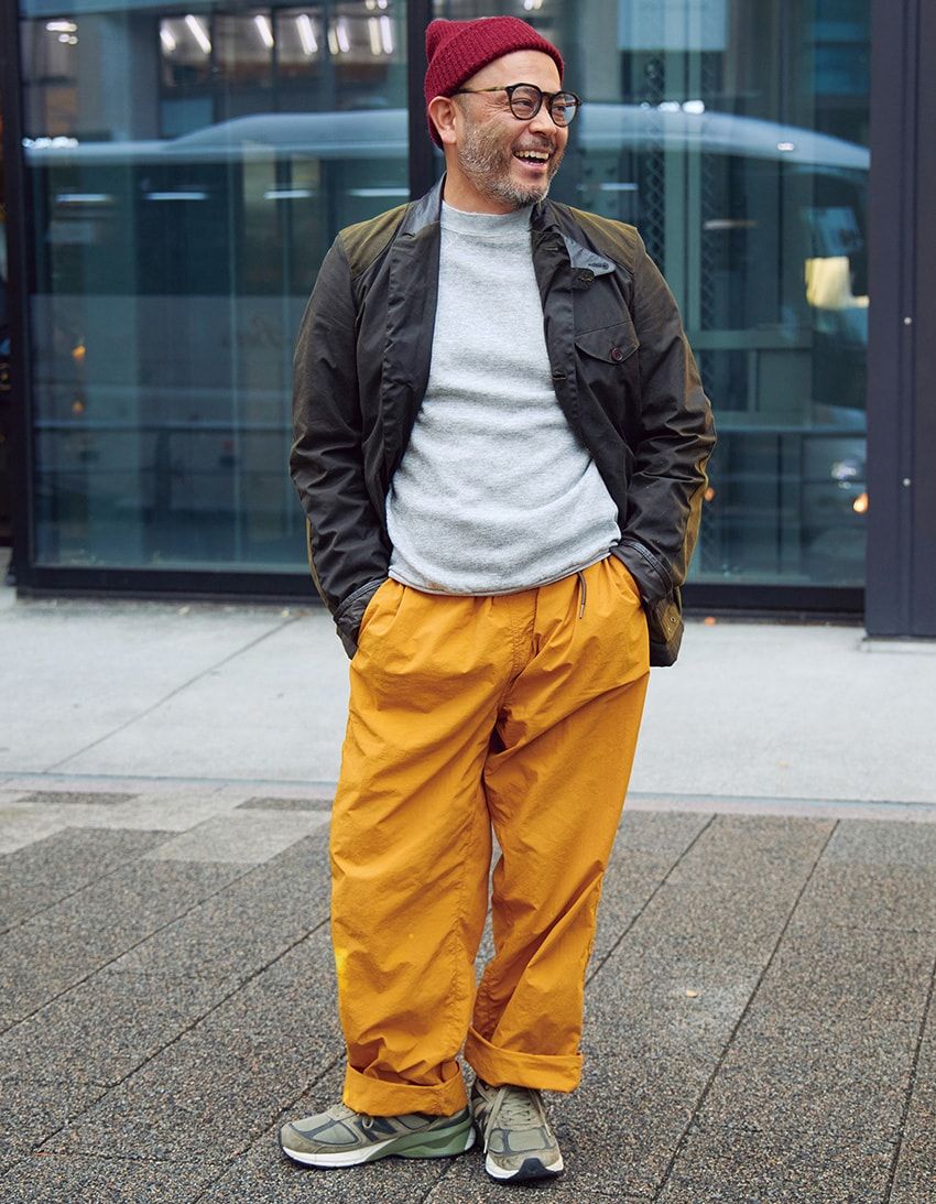 腕時計=ロレックス ジャケット=バブアー スウェット=古着 スニーカー=ニューバランス