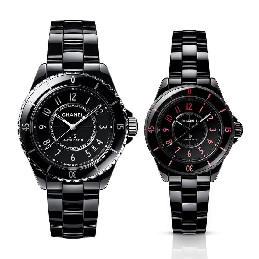 左●「J12 キャリバー 12.1」高耐性セラミック×SSケース、38㎜径、自動巻き。132万円、右●「J12 BLUSH キャリバー 12.2」数量限定。高耐性セラミック×SSケース、33㎜径、自動巻き。156万2000円／ともにシャネル 0120-525-519
